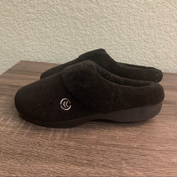 Isotoner slipper 8.5-9